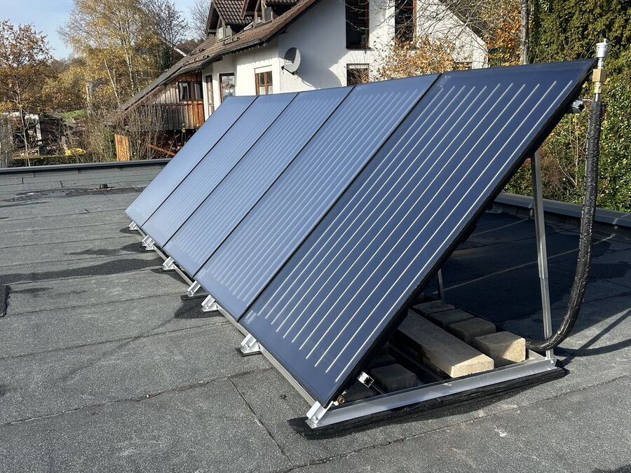 ETA Pelletheizung mit heizungsunterstützender Solaranlage und Pufferspeicher 2025, Bild 3