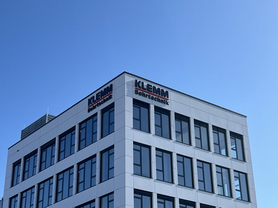 Neubau Industriehalle und Bürogebäude, Klemm Bohrtechnik Hüppcherhammer 2025