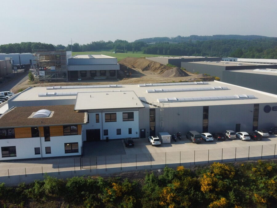 Neubau einer Industriehalle mit Bürogebäude, Olpe-Hüppcherhammer